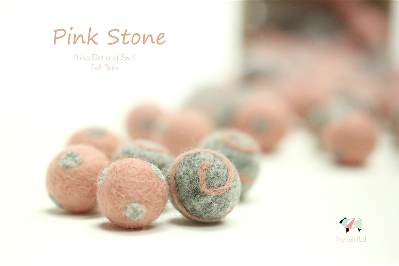 10 Felt Balls-Peach Blossom Rose Polka Dots Swirl 2.5 cm 100% Laine Felt BALLS